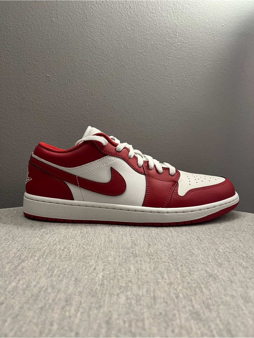 Nike Air Jordan 1 Low Summit White Varsity Red Men's Shoe Size 11.5 553558-166​